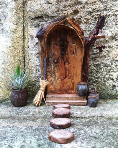 Fairy Door with wind chime Fairy Door with wind chime